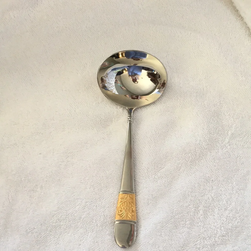 New Yamazaki Medalia Gold Accent Gravy Sauce Ladle